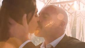 ”Deeper: Hippy Kelsi Monroe shows businessman the wild life”