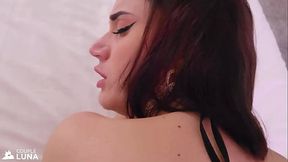 A Novinha Ficou Excitada com Um Pau Grande Dentro do Cuzinho! COMP