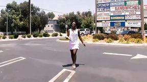 Blacked out stunner gets her hole stretched