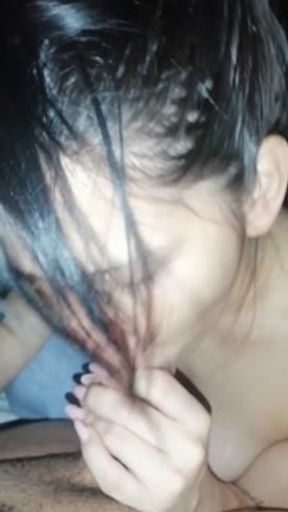 Hermanastra Latina De Gran Culo Comparte Habitación Con Hermanastro | ValeSexHot