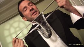 Although he sniffed her panties the brunette lets her maid cum on her ebony ass