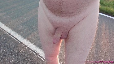 Exhibitionist am frühen Morgen
