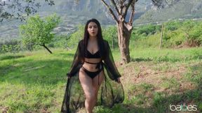 Babes - Picnic with Valentina