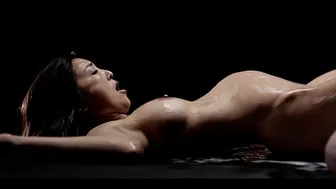 Asian Babe Emiri Momota Gets Filled With INSANE Amount Of Cum And Squirts All Over The Place - Cumflation Rough Sex TRAILER