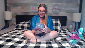 Ashley Ace Review - Satisfyer Curvy 1