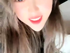 Naughty Japanese babe Ayaka Tomoda masturbates