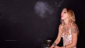 Abi Smokes to Relax HD WMV (1920x1080)