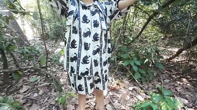 Thai teen squirts wild in outdoor forest piss session