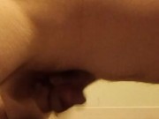 Quick fap with hands free cumming