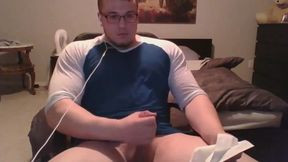 Muscle Hunk Jerks Off Solo