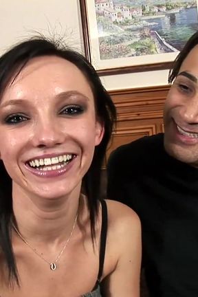 Amateur brunette sucks the huge cock of her boyfriend and gets banged doggystyle