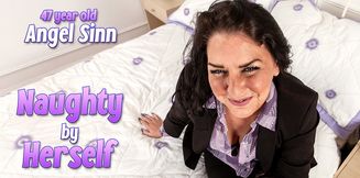 Angel Sinn is a 47 year old horny cougar that knows exactly how to give herself an orgasm