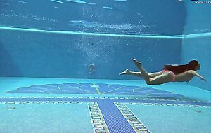 Villa swimming pool naked experience with Sazan