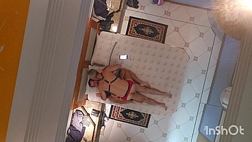 Dando para o casado antes do seu marido chegar para participar