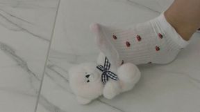 Trampling a Teddy Bear's Face with a Boot Heel (Part 2) WMV FULL HD 1080p