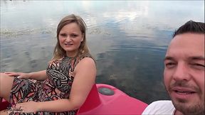 HEIMLICHER TRETBOOTSEX!!! Fremdfick PUBLIC auf dem See!