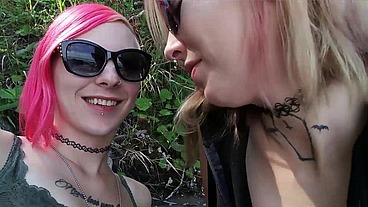 Kinky Hikers: Lake Erie Beach Public Blowjob