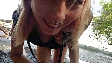 Kinky Hikers: Lake Erie Beach Public Blowjob