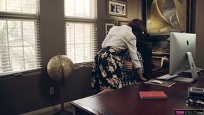TEENFIDELITY Vanna Bardot Is The Perfect Office Assistant