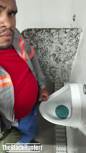 I Sucked My Colleague in the Bathroom of the Firm