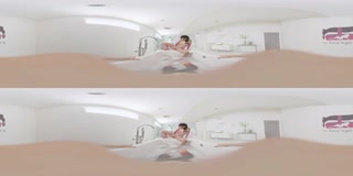 VR BANGERS-Marica Hase Squirts in the Shower