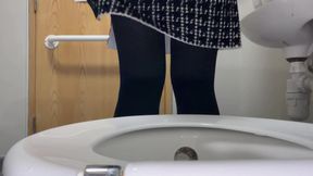 Dirty creamy pussy close up pee compilation