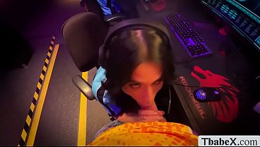 Fucking the ass of this TS gamer while playing