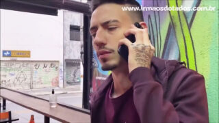 Tanpa baju, orang Brazil – lelaki amatur dengan zakar besar seks bontot