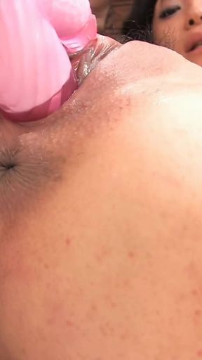 Elegant Japanese MILF Who Like Blowjob and Hot Sex Need Creampie