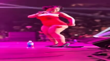 THICK REDBONE CELEB 3