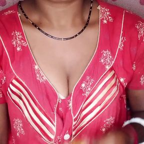 Indian hot bhabhi fingered her pussy and cumshot her (Hindi audio) India local video bhabhi