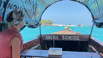 Couple&#039_s summer holiday trip full of hot sex adventures