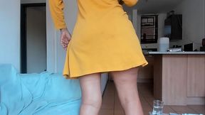 Big-ass mini-skirt tease
