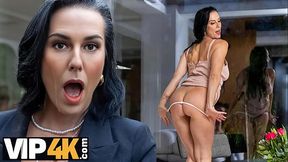 Shameful mature brunette MILF cheats and sucks cock behind fence