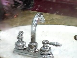 sündige Neugier endet im totalen Kontrollverlust bis nichts