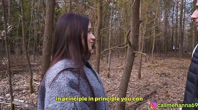 Cute Girl Gave Best Blowjob to Muscular Agent for Money in Forest