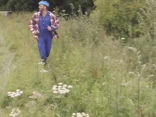 Golden-haired Kelly Trump as porn star Jeannie seduces him with magic until he cums.