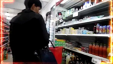FUE AL SUPERMERCADO Y SE TRAJO UN TIPO Y OTRO QUE ENCONTRO EN LA CALLE ANTES DE ENTRAR