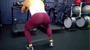 Bunda grande/fazendo academia /bumbum grande