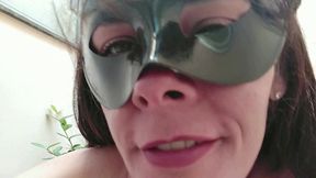 ele quer limpar meu cu com a lingua apos eu fazer coco