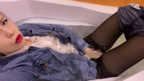 Fell in bath, jerk off in denim outfit!