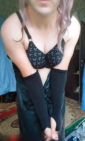 Sizzling and Sensational: the Musical World of Crossdresser Kitty