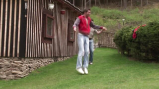 Bez sedla, šukání, obličej, lízání, venku – Rus Ray Weil dostává anální sex bez sedla