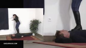 The slave under Mistress Cameron's boots PP mp4