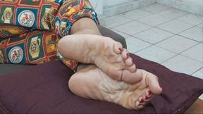 Mature Soles - Feet - MatureTube.com