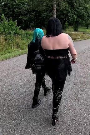 Dominatrix Date Loose Slave Gets What He Deserves