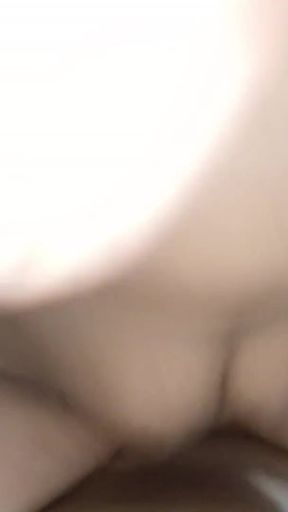 Paison se kam karna hota hai aaram se unse kam ho jata hai karna chahe to maja aata hai   Clip 1