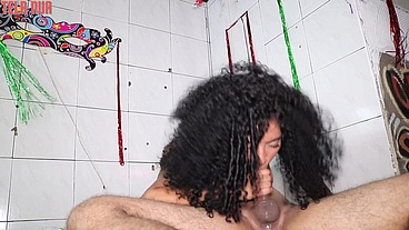 ACONTECE NO BAILE DE CARNAVAL O JAPA NÃO DEU MOLE e FUDEU O CUZINHO DA MORENINHA ARIELLA FERRAZ
