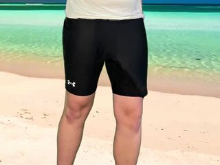 Risky masturbation on the beach