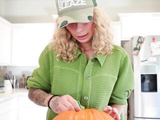 Pumpkin Carving Vlog